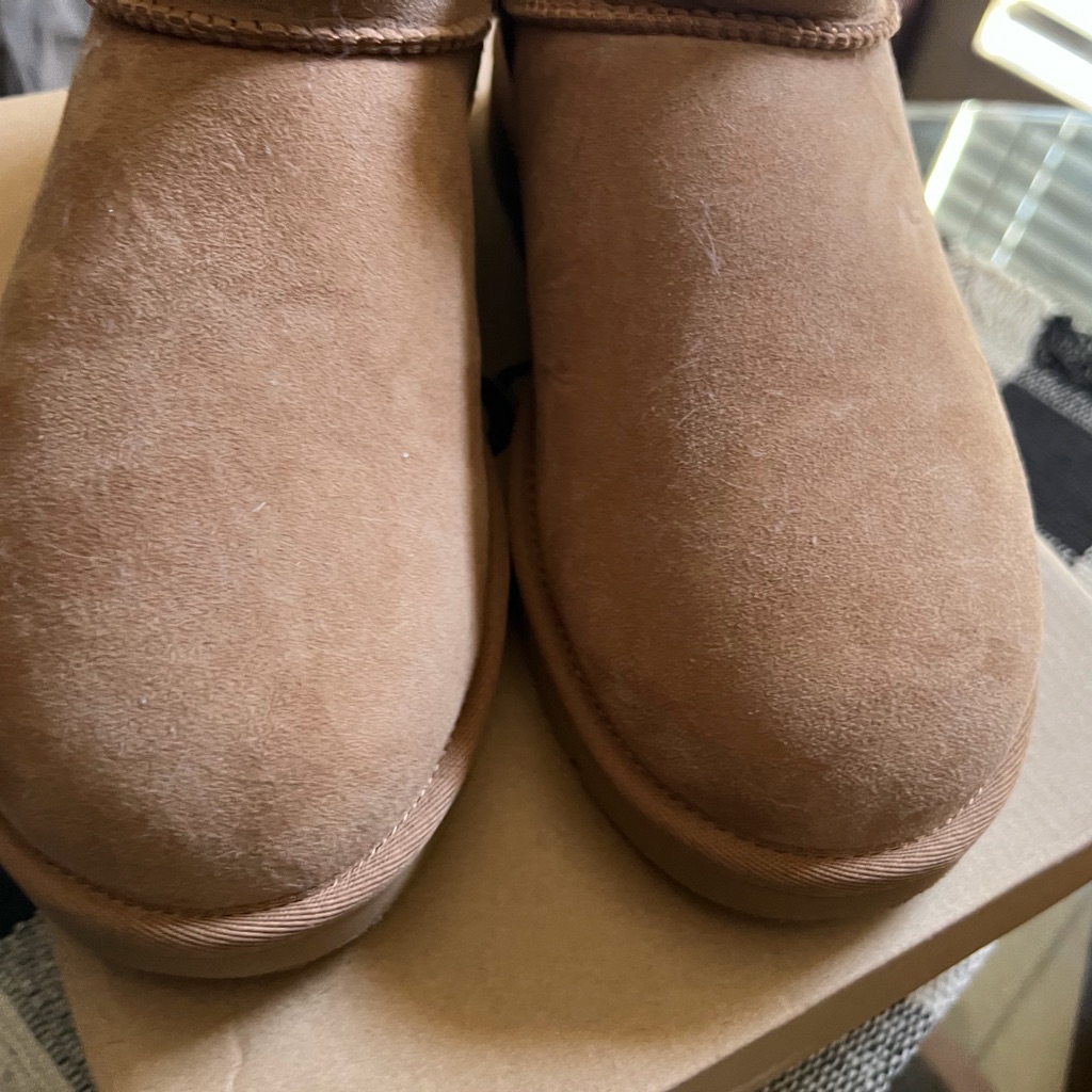 Ugg Women’s Classic Mini Boots In Chestnut